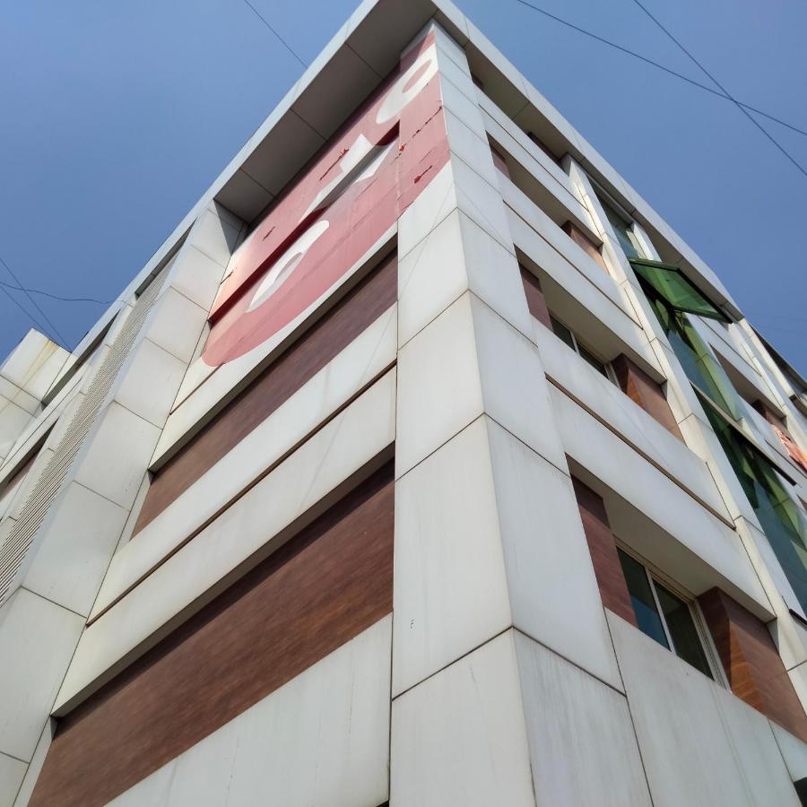 Hotel Everest Lodging Navi Mumbai Zewnętrze zdjęcie