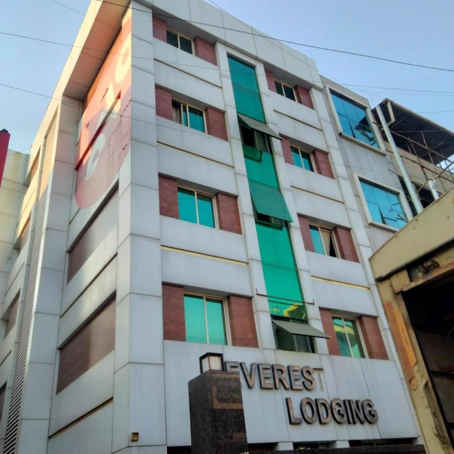 Hotel Everest Lodging Navi Mumbai Zewnętrze zdjęcie
